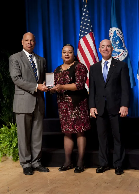 The Secretary's Meritorious Service Award 2014 - Loretta Gamble