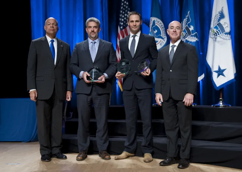 Secretary of Homeland Security Jeh Johnson and Deputy Secretary of Homeland Security Alejandro Mayorkas presented the Secretary's Unit Award to the Management Directorate DHS Data Framework Team.